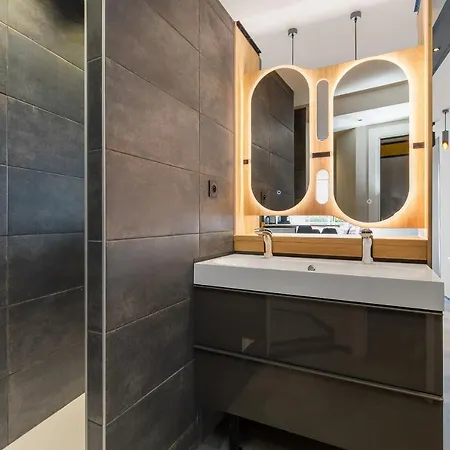 Honey Trap Port Ambonne Naturiste